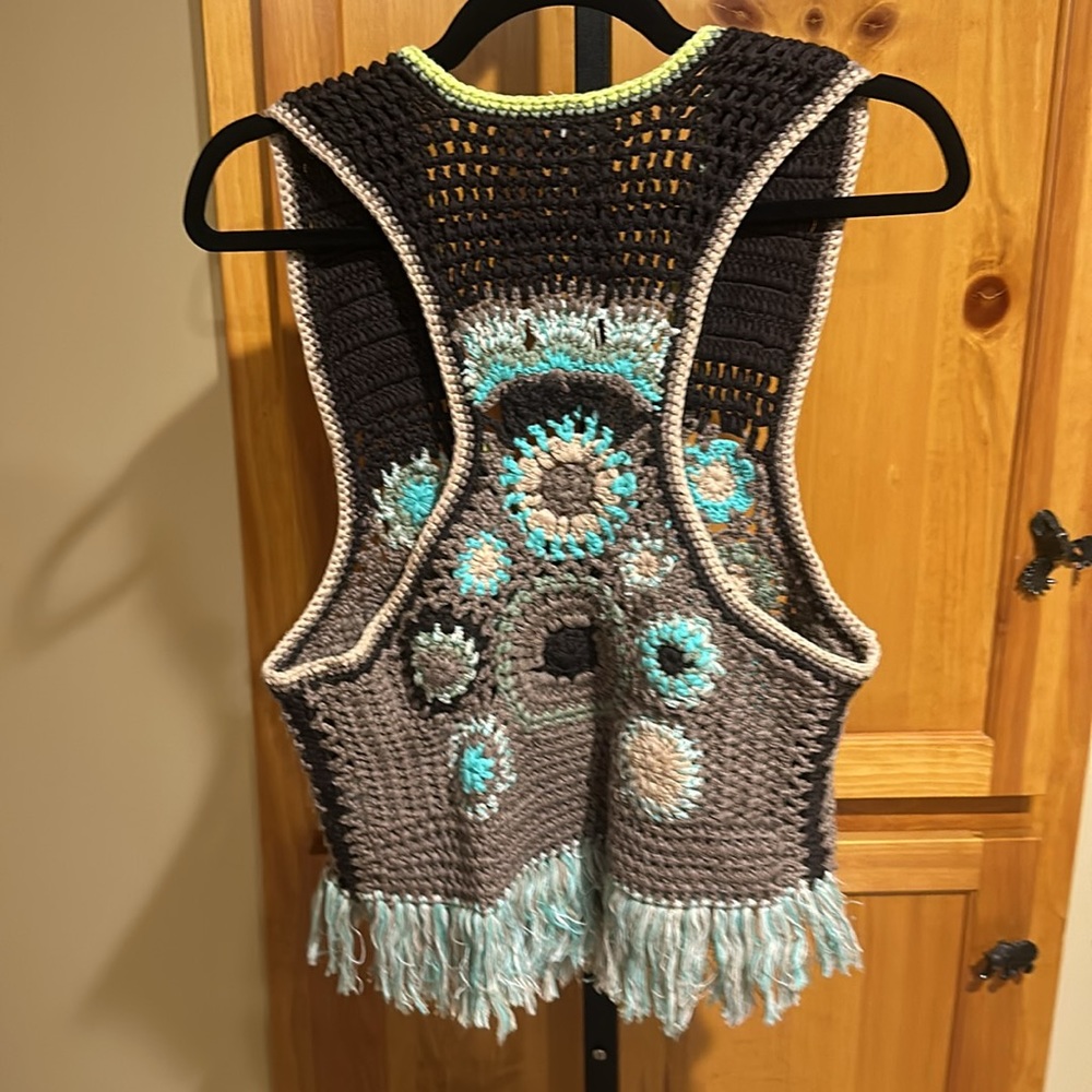 Free People Desert Rose Crochet Vest NEW - Picture 11 of 14